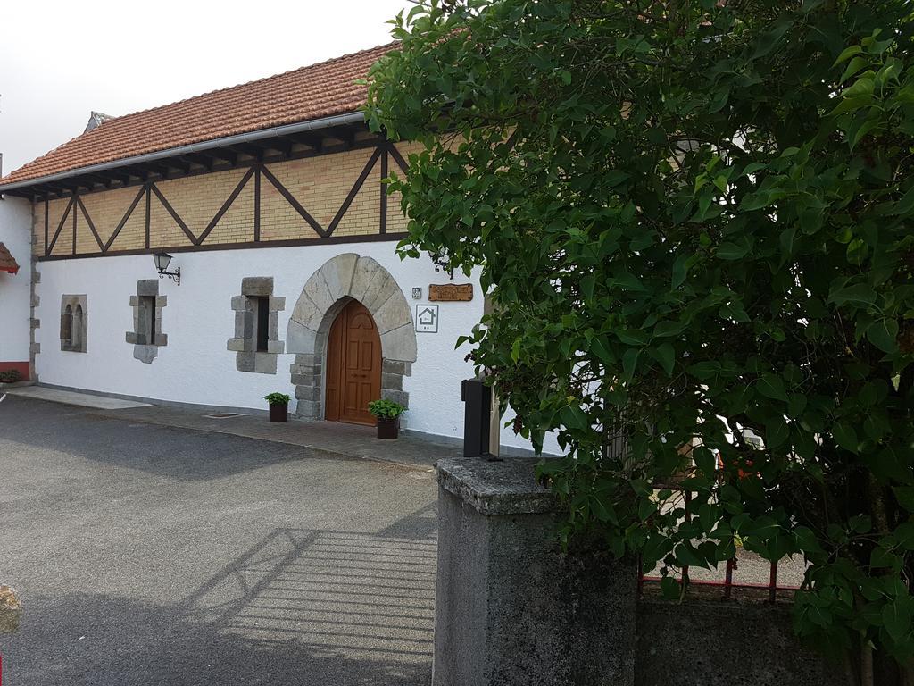 Casa Rural Oihan - Eder Apartment Espinal-Auzperri Exterior photo